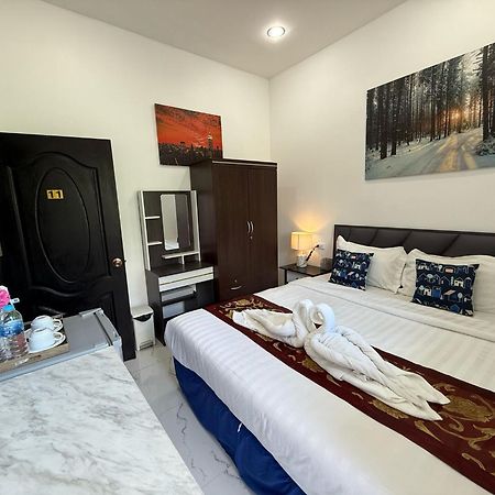 Heaven House Restro & Bar Ξενοδοχείο Patong Εξωτερικό φωτογραφία