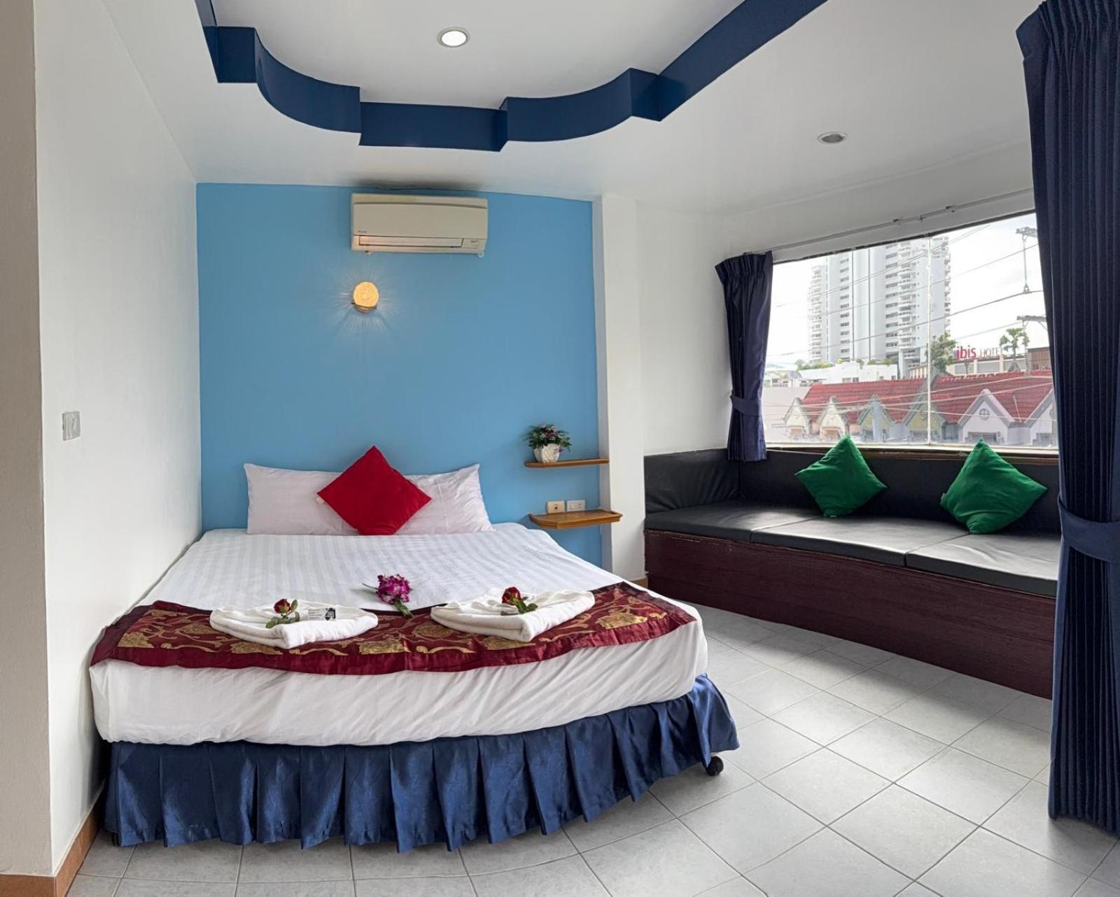 Heaven House Restro & Bar Ξενοδοχείο Patong Εξωτερικό φωτογραφία