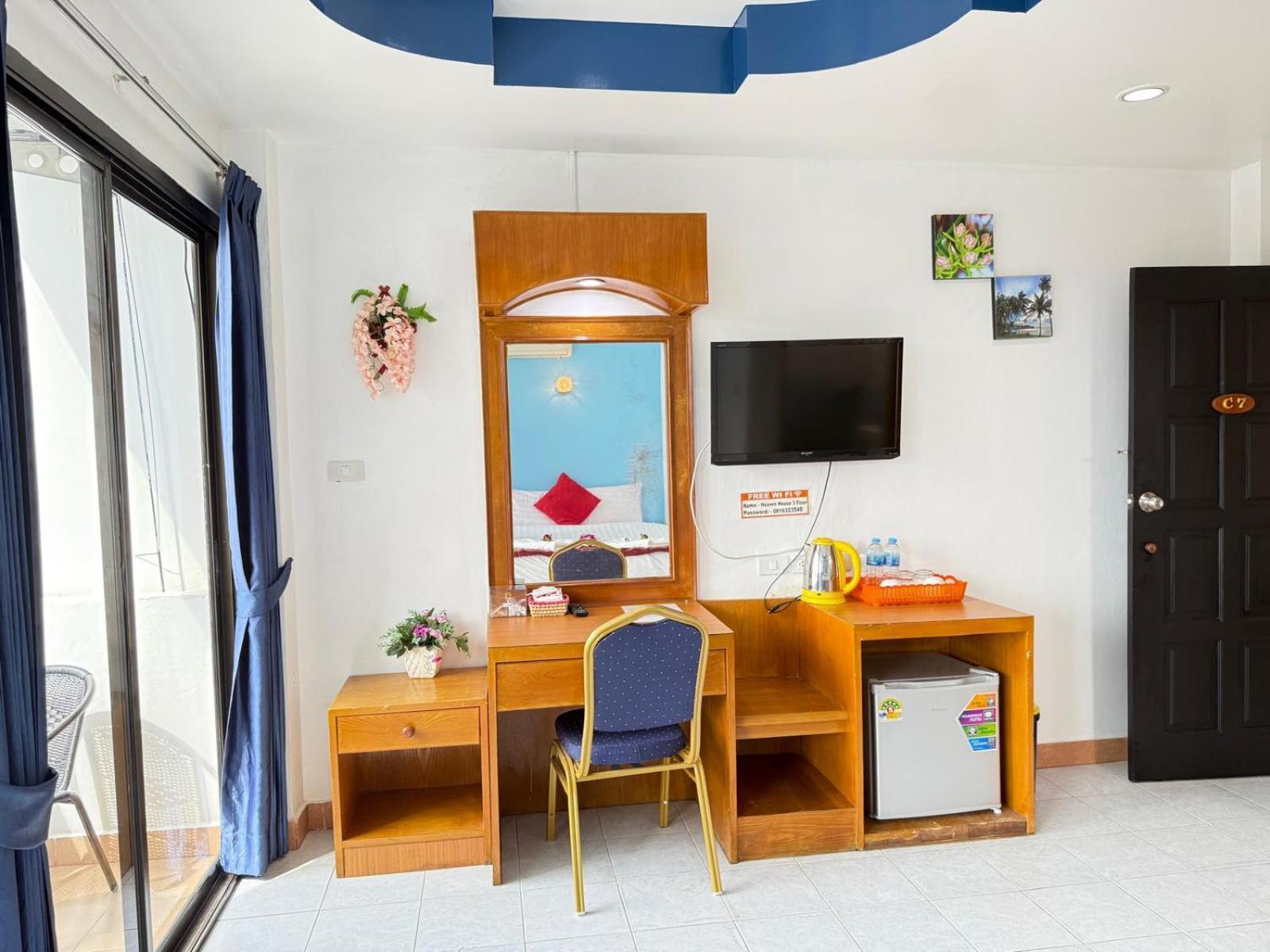 Heaven House Restro & Bar Ξενοδοχείο Patong Εξωτερικό φωτογραφία